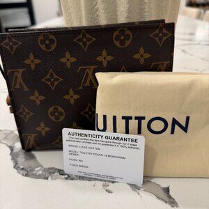 **SOLD**Louis Vuitton Toiletry Pouch 19